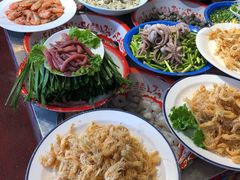 -闯关东东北农家菜(崂山石老人店)