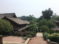 -峨眉山报国寺