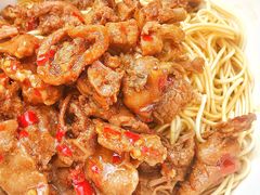 麻辣牛肉、麻辣鸭子双拼干拌面-李易面馆(树木岭店)