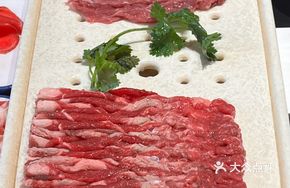 Freshly Sliced Lamb (Foreleg)