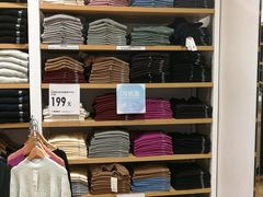 -优衣库(上海虹口龙之梦店)