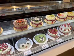 -花花卷卷·鲜食蛋糕(静安久光百货店)