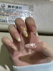 -晨·艺美甲美睫