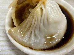 蟹黄汤包-鲁氏汤包王(长白街店)
