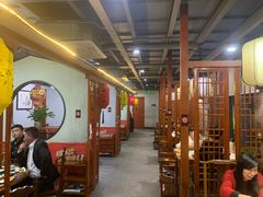 -乡土黄·鲜牛肉火锅·小龙虾(兴业街店)