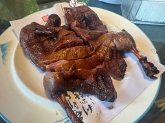 -土砂锅生态山庄·非遗砂锅雅鱼
