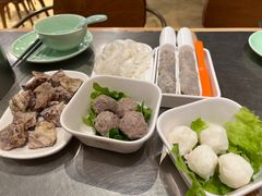 潮汕手打牛肉丸-潮界(LU·ONE凯德晶萃广场店)