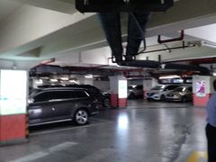 -中山公园-龙之梦停车场