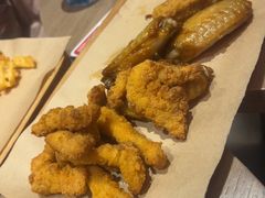 -必胜客(上海华谊新所店)