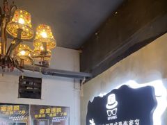 -荒岛实景沉浸密室(江汉路1店)