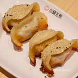春日限定美味怎么能少得了这口荠菜生煎呢🔥