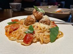 -Brut Eatery Wine Bar & Restaurant (建国东路店)