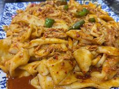 辣白菜炒猫耳朵-后卫寨猫耳朵(后卫寨店)