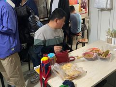 -咱家王新国把子肉(县东巷店)