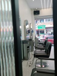 -环球蝶上美业连锁