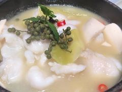 藤椒嫩滑鱼片-小大董·烤鸭(观景餐厅·南京西路店)