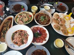 -忘忧草融合私房菜(红鼎国际店)