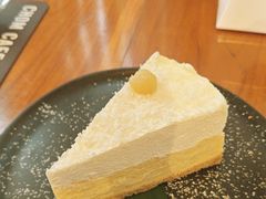 -Chom Cafe and Restaurant