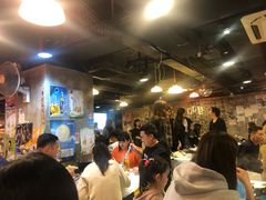 大堂-鲜入围煮花胶鸡海鲜火锅