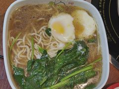 -聚首堂·特色小吃·肘子(什刹海德胜门店)