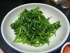 -状元人家·公园别墅衡东土菜(溪悦荟店)