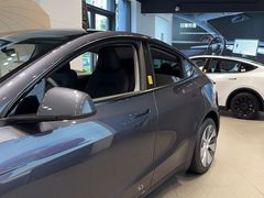 -TESLA 特斯拉(上海太古汇体验店)