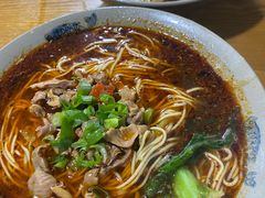-丁丁猫重庆小面(徐州路店)