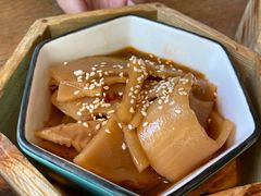-蜜桃餐厅·伴山(湖滨商业街店)
