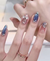 -桃色美甲沙龙