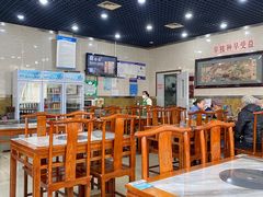 -壹条龙饭庄台基厂店