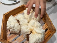 笑口鲍汁叉烧包-蘩楼(南京西路中信泰富店)