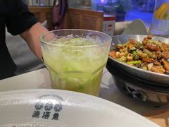 -渔语鱼酸菜鱼新川菜(来福士店)