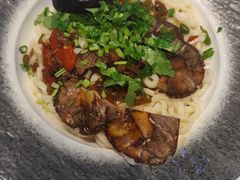 烧椒牛肉面-面乙新派手擀面(大悦城店)