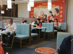 大堂-阿瓦山寨·湘菜现炒·剁椒鱼头王(咸阳总店)