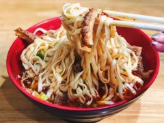 -魏旺湖北正宗牛肉面(硚口公园店)
