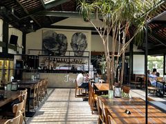-喜洲吧·江畔老船厂·庭院餐厅(喜临院店)