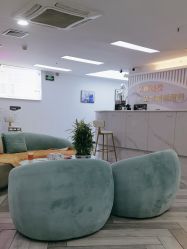 -米娜护肤造型