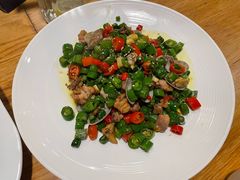 -渝半城经典川粤菜(重庆天地店)
