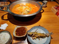 -老凯俚酸汤鱼(鸿通城店)