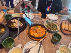 -云海肴·汽锅鸡·云南菜(浦江欢乐颂店)