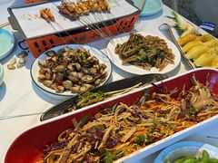 -嗨辣小聚·盘锦河蟹·海鲜烧烤龙虾(盘锦十年好店)