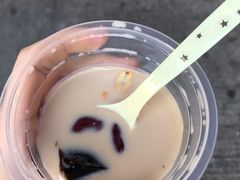 -八婆婆烧仙草(中山路店)