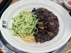 韩国炸酱面-本家韩国烤肉(青岛万象城店)
