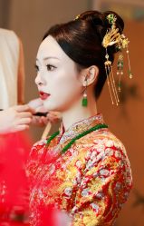 点击看大图 -HANSA韩纱婚纱礼服·龙凤褂·西装设计师集合店