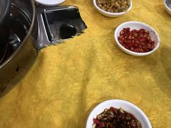 -濠轩阁特色生蚝火锅(水湾路店)