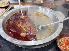 -重庆故事姊妹老火锅(财经学院店)