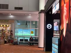 -王权免税店(清迈机场店)