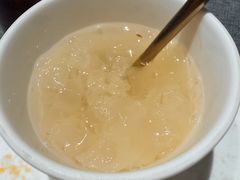 雪梨炖桃胶-鲤院·新中式美学·庭院餐厅(夫子庙店)
