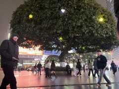 -观音桥步行街