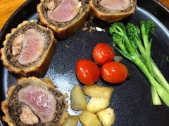 惠灵顿牛排-斯比特花园西餐厅(东方商厦店)